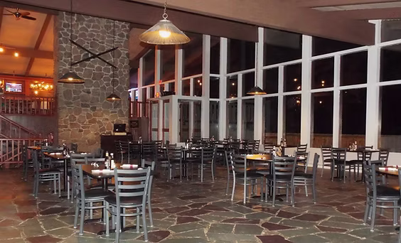 Back Roads Bar & Grill Clear Fork Adventure Resort